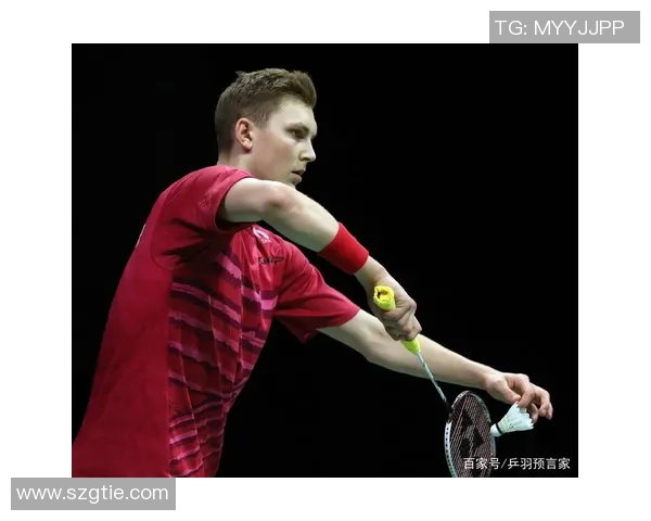 从青涩少年到绿茵传奇足球明星们的成长之路与奋斗故事