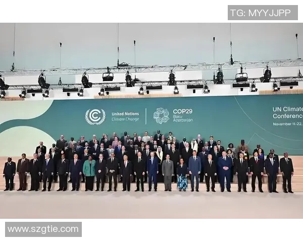 今日头条足球明星聚焦全球足坛新星与传奇球员的精彩瞬间与故事