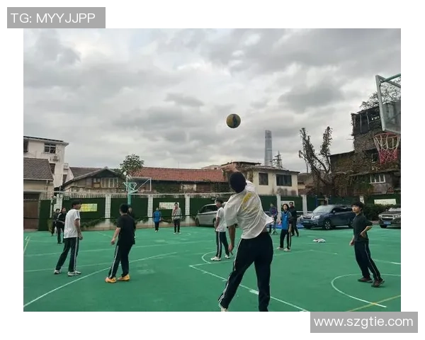 上海体育足球新篇章：助力青少年成长与职业联赛发展共赢未来