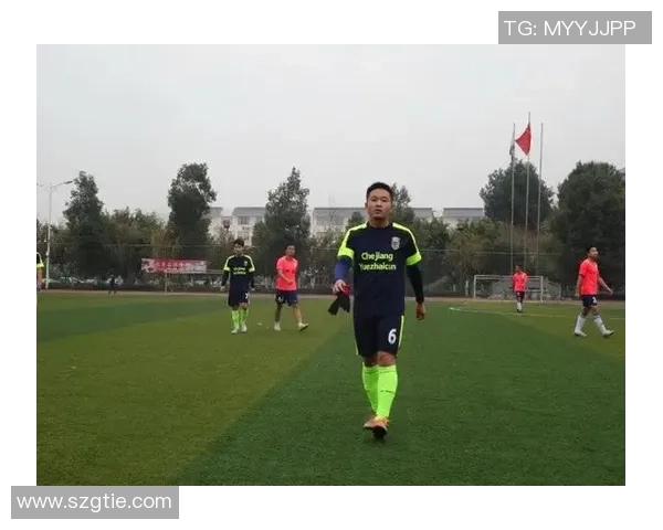 贵州足球小学培养未来球星助力地方足球发展与青少年成长